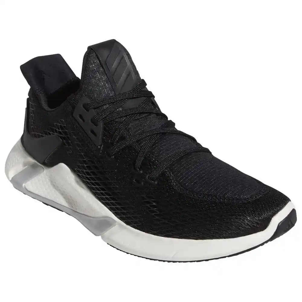 adidas Edge XT: Performans ve Şıklığı Bir Arada Sunan Çok Yönlü Spor Ayakkabısı