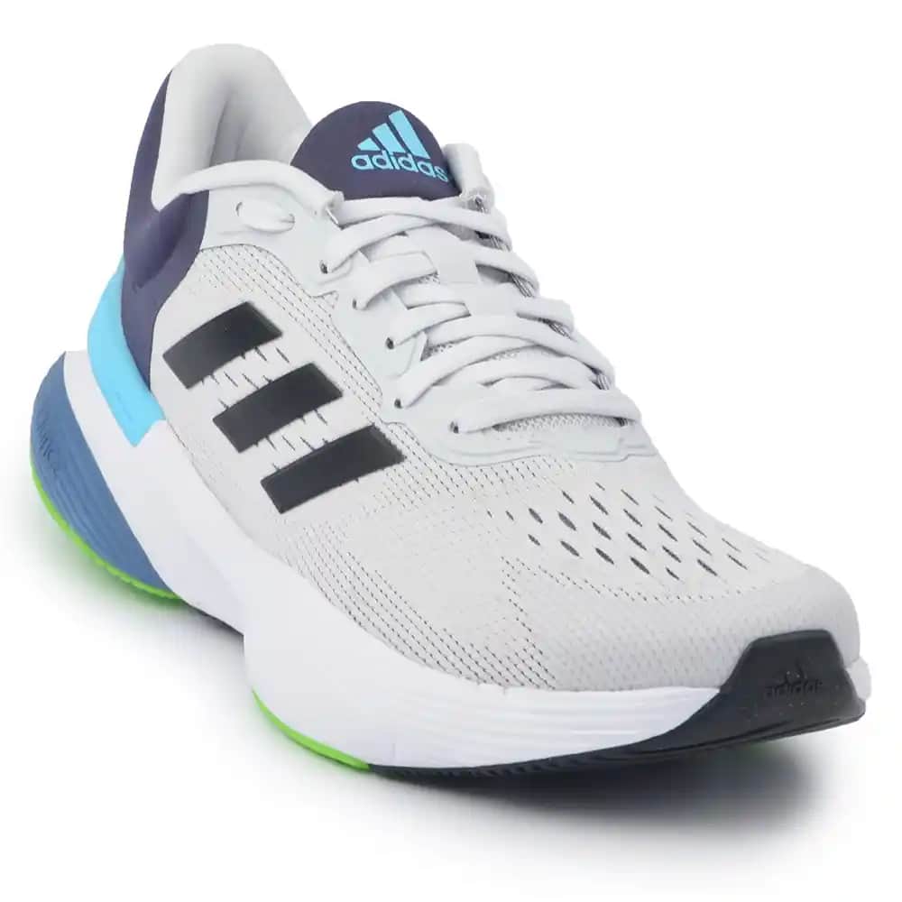 adidas Response 3.0: Performans ve Konforu Bir Arada Sunan Spor Ayakkabısı