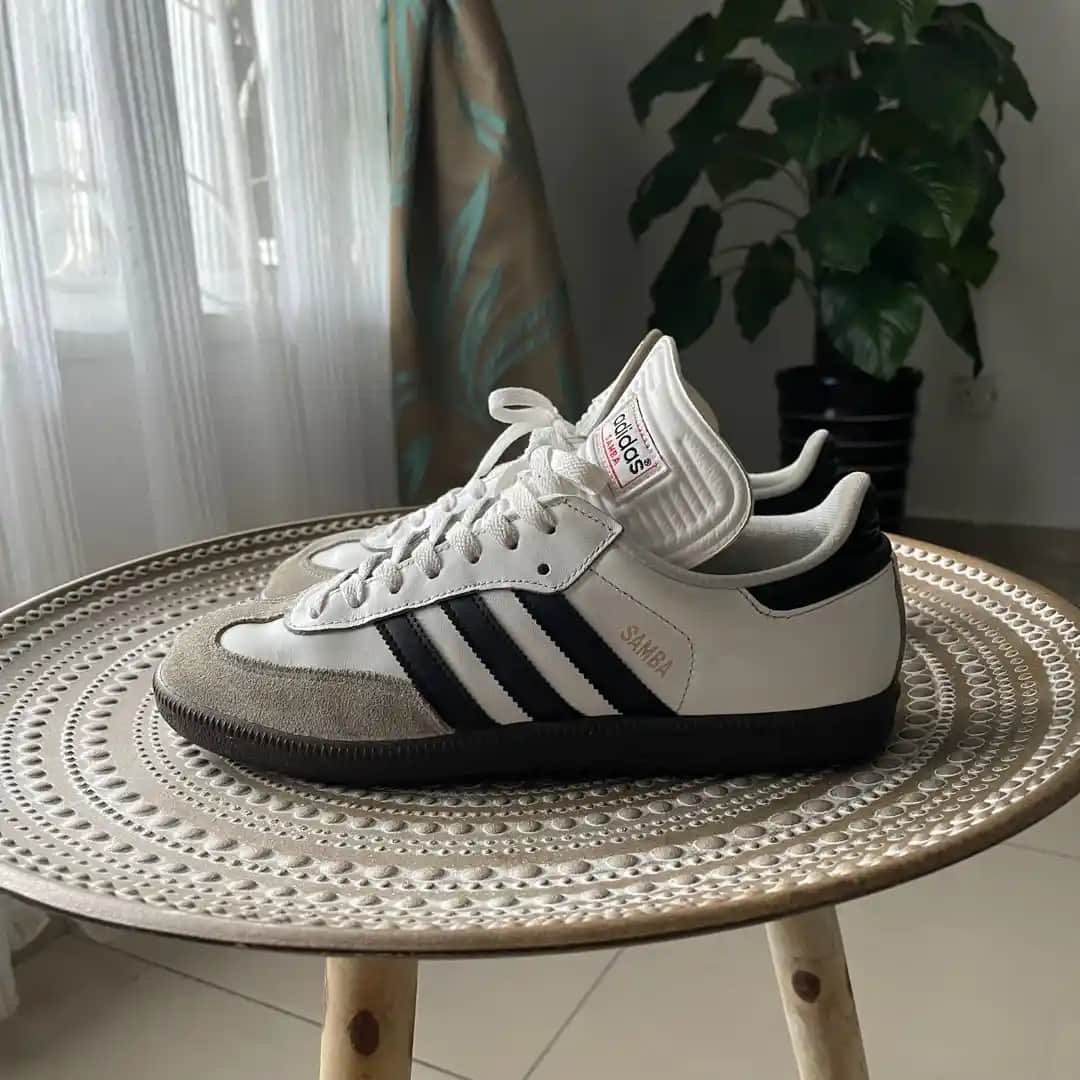 adidas Samba Classic: Zamanın Ötesinde Bir Ayakkabı Modelleri ve Kullanım Alanları