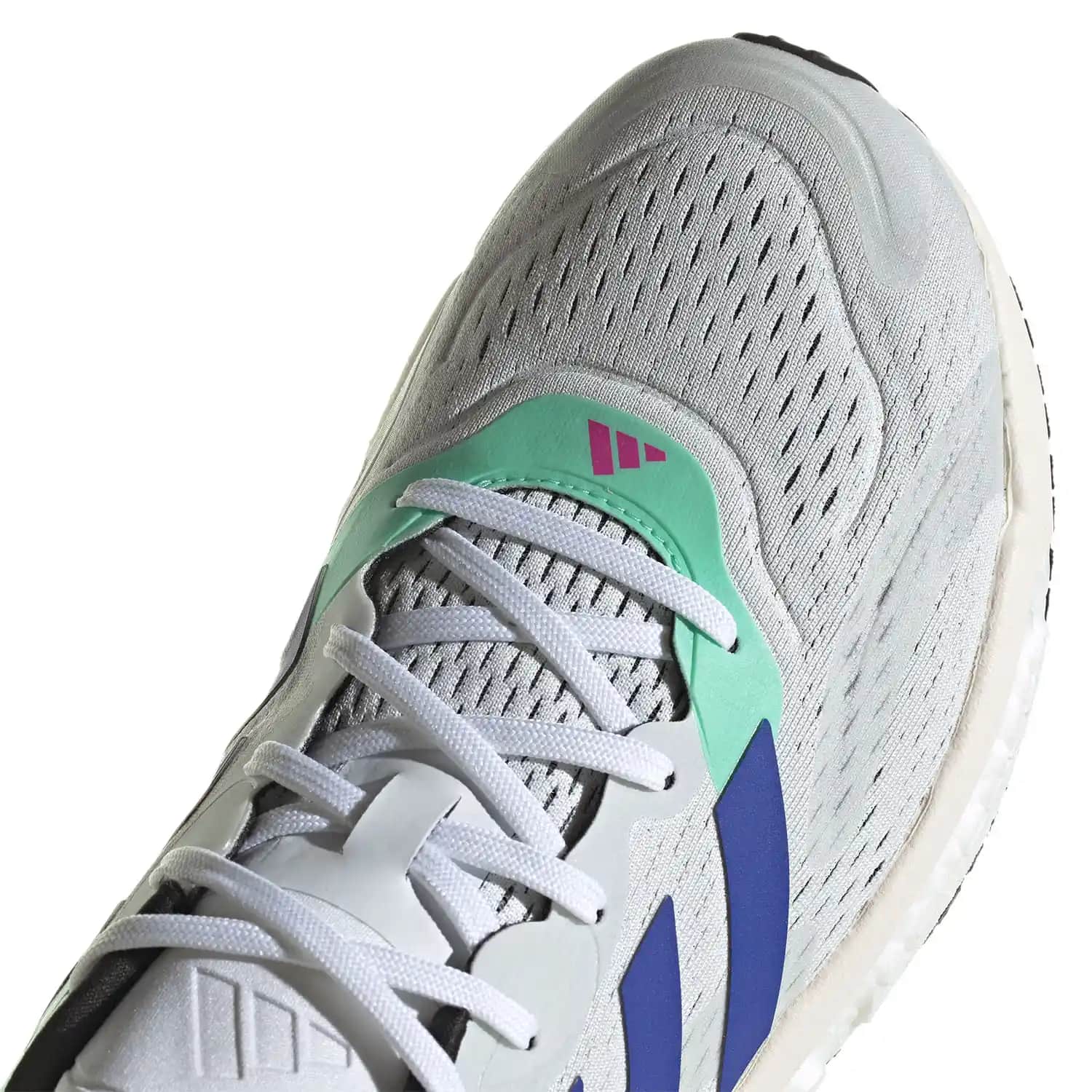 adidas Solar Boost 4: Performans ve Konfor Sunan Modern Spor Ayakkabısı