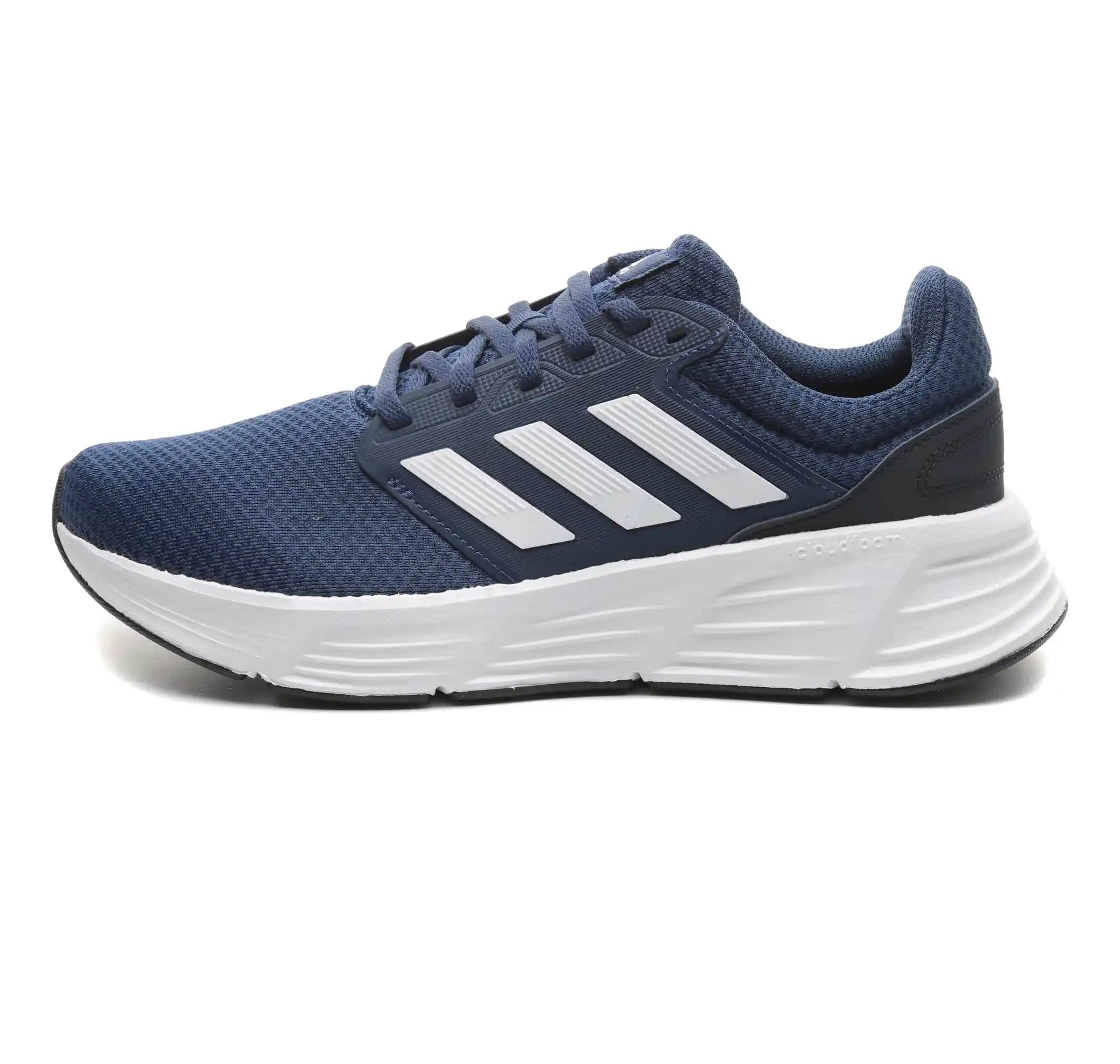 adidas Spor Ayakkabıları: Performans ve Şıklığı Bir Arada Sunan Modeller