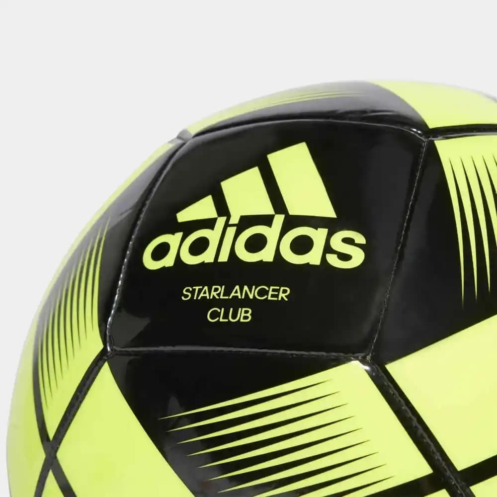 Adidas Starlancer Club Top: Dayanıklı ve Şık Spor Aksesuarları Üzerine Detaylı Rehber