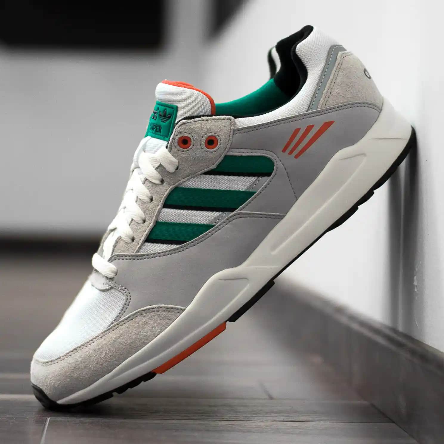 Adidas Tech: Yenilikçi Spor ve Günlük Ayakkabılarda Teknolojinin Gücü