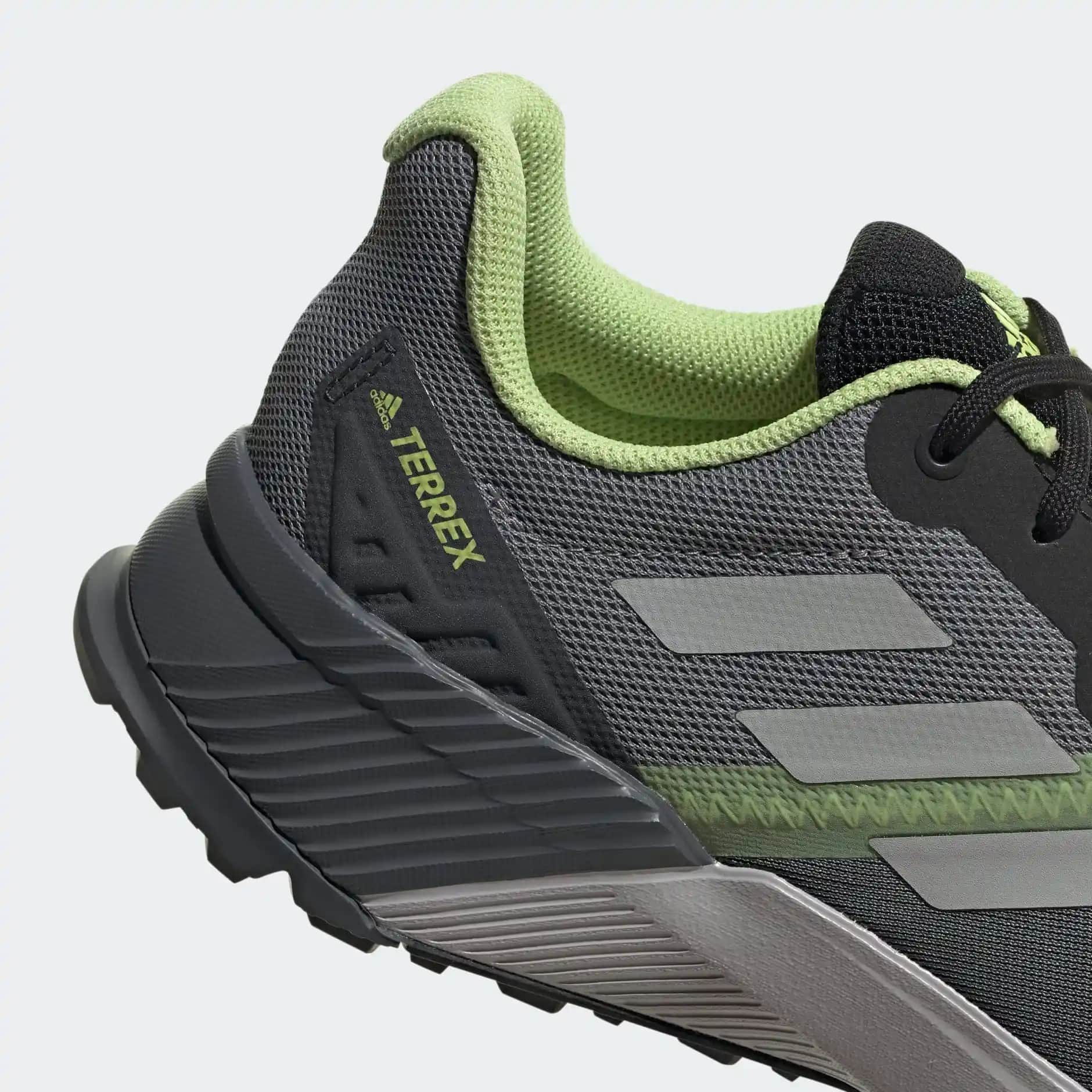 Adidas Terrex Soulstride: Performans ve Sürdürülebilirlik Sunan Outdoor Ayakkabı