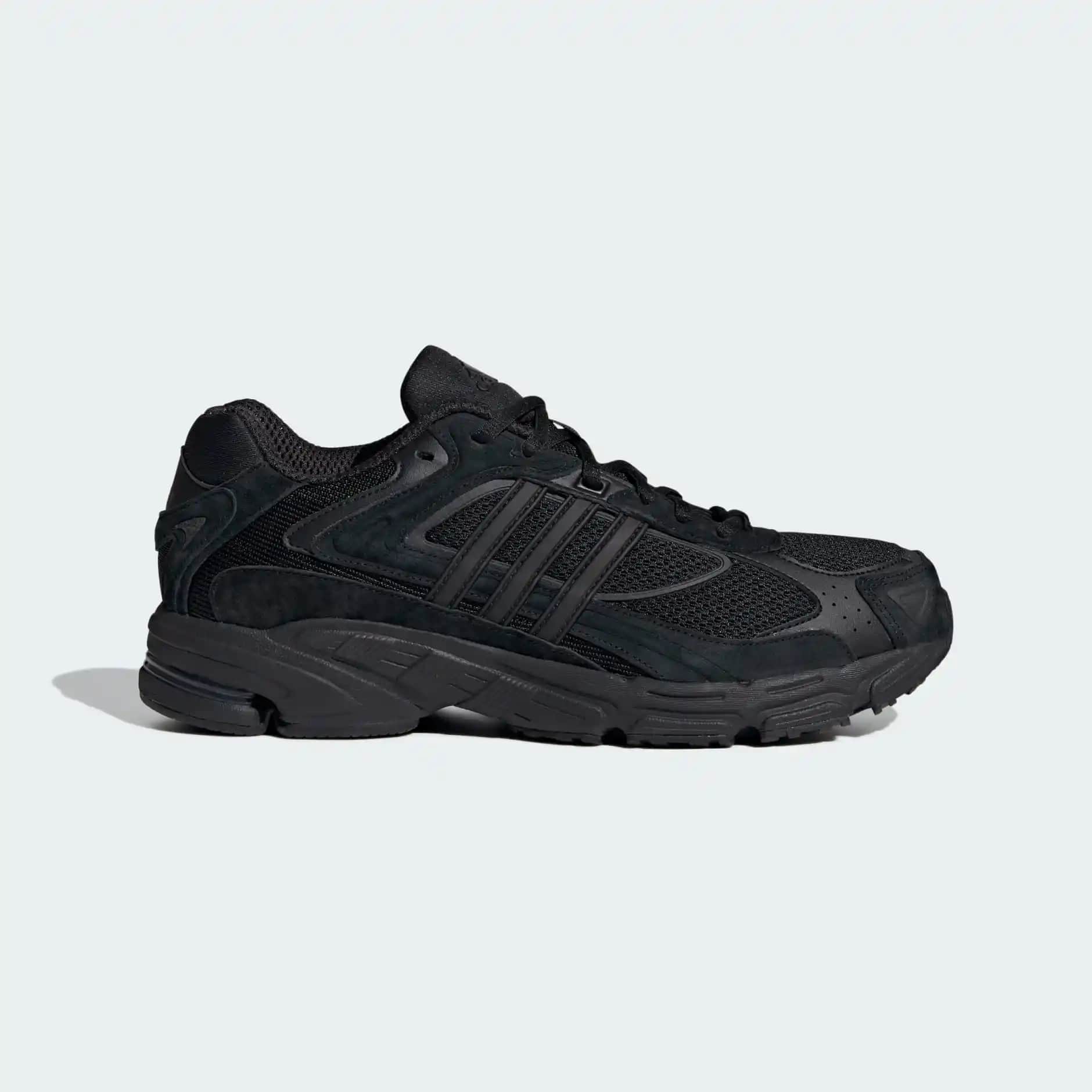 Adidas Türkiye'de Spor ve Günlük Giyim İçin Modern ve Stil Sahibi Çözümler Sunuyor
