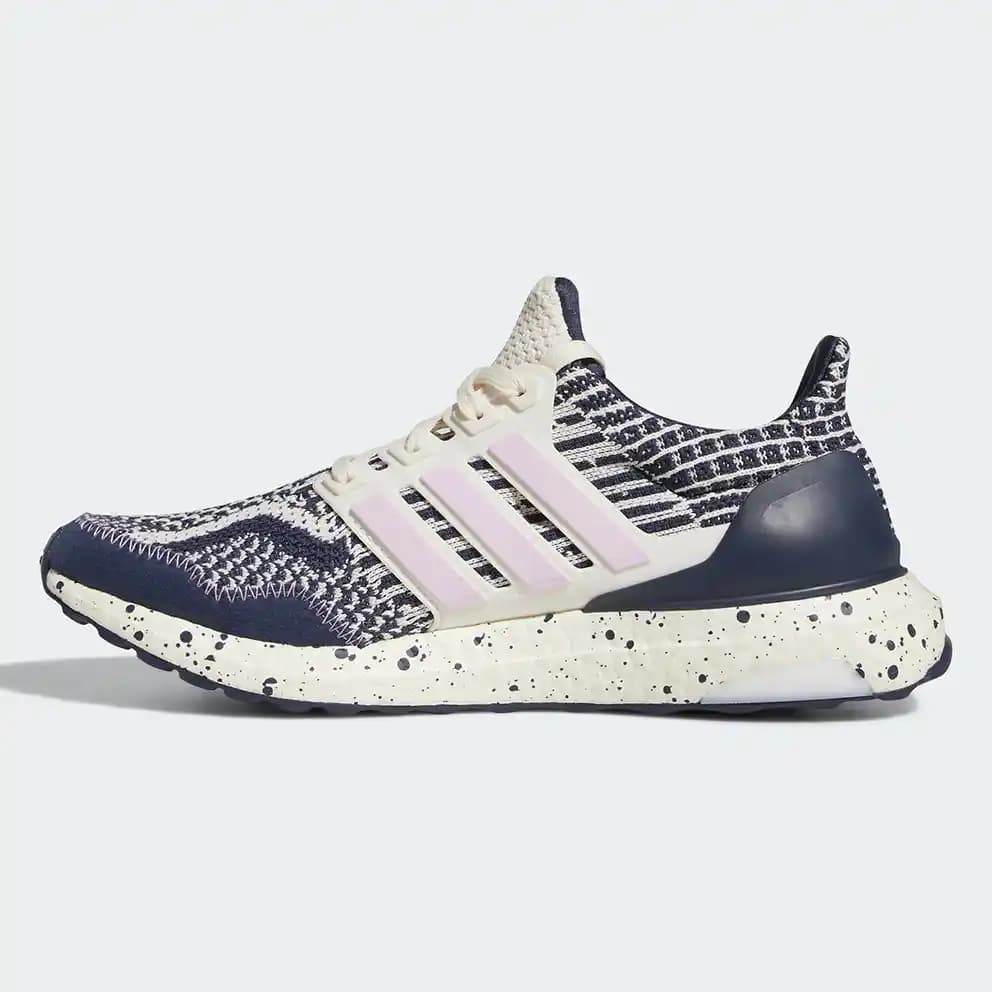 Adidas Ultraboost 5.0 DNA: Yüksek Performans ve Konfor Sunan Modern Spor Ayakkabısı