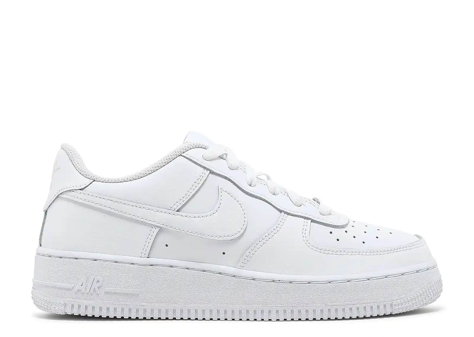 Air Force 1 LE GS: Gençler ve Çocuklar İçin Moda ve Konforu Birleştiren Spor Ayakkabısı