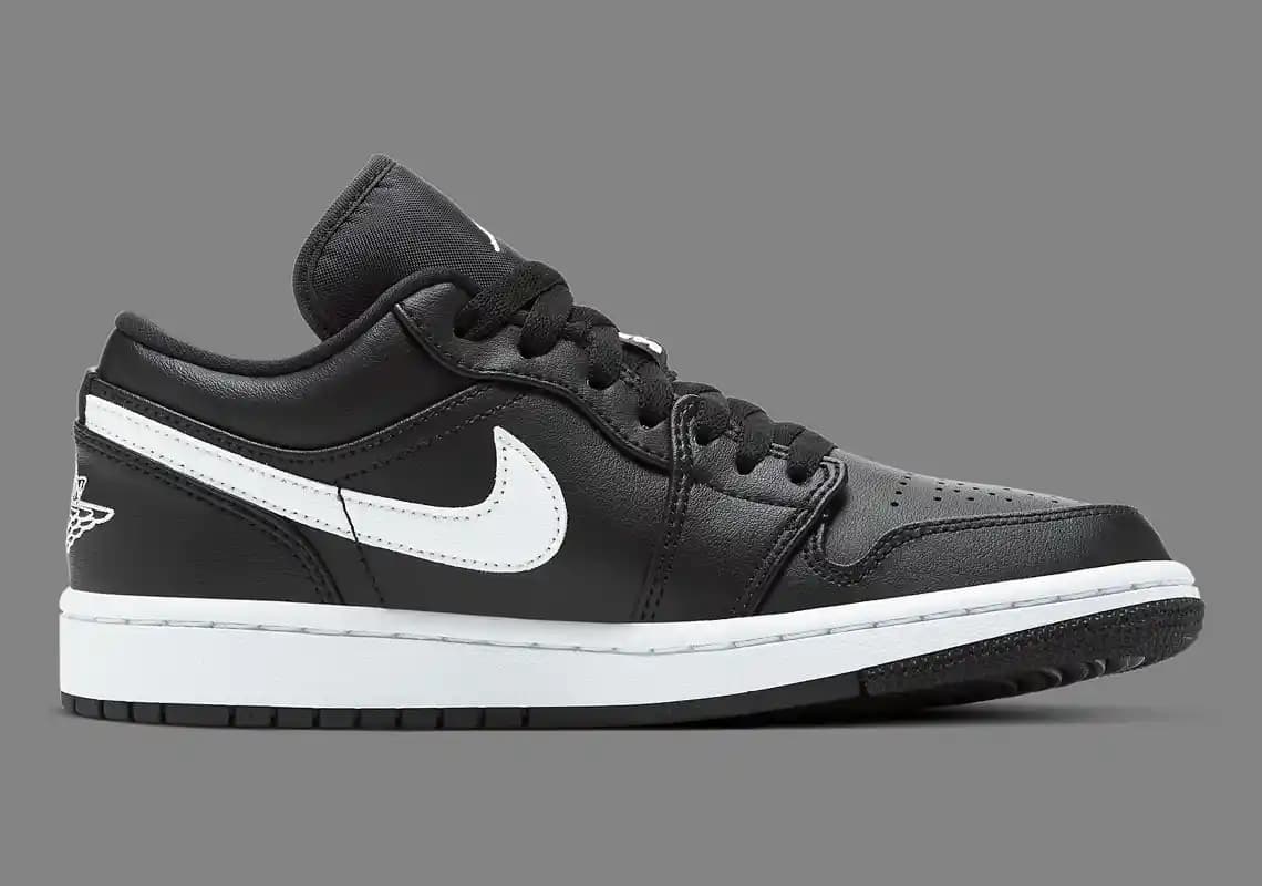 Air Jordan 1 Low Siyah Beyaz: Klasik Tasarım ve Günlük Moda İçin İdeal Ayakkabı