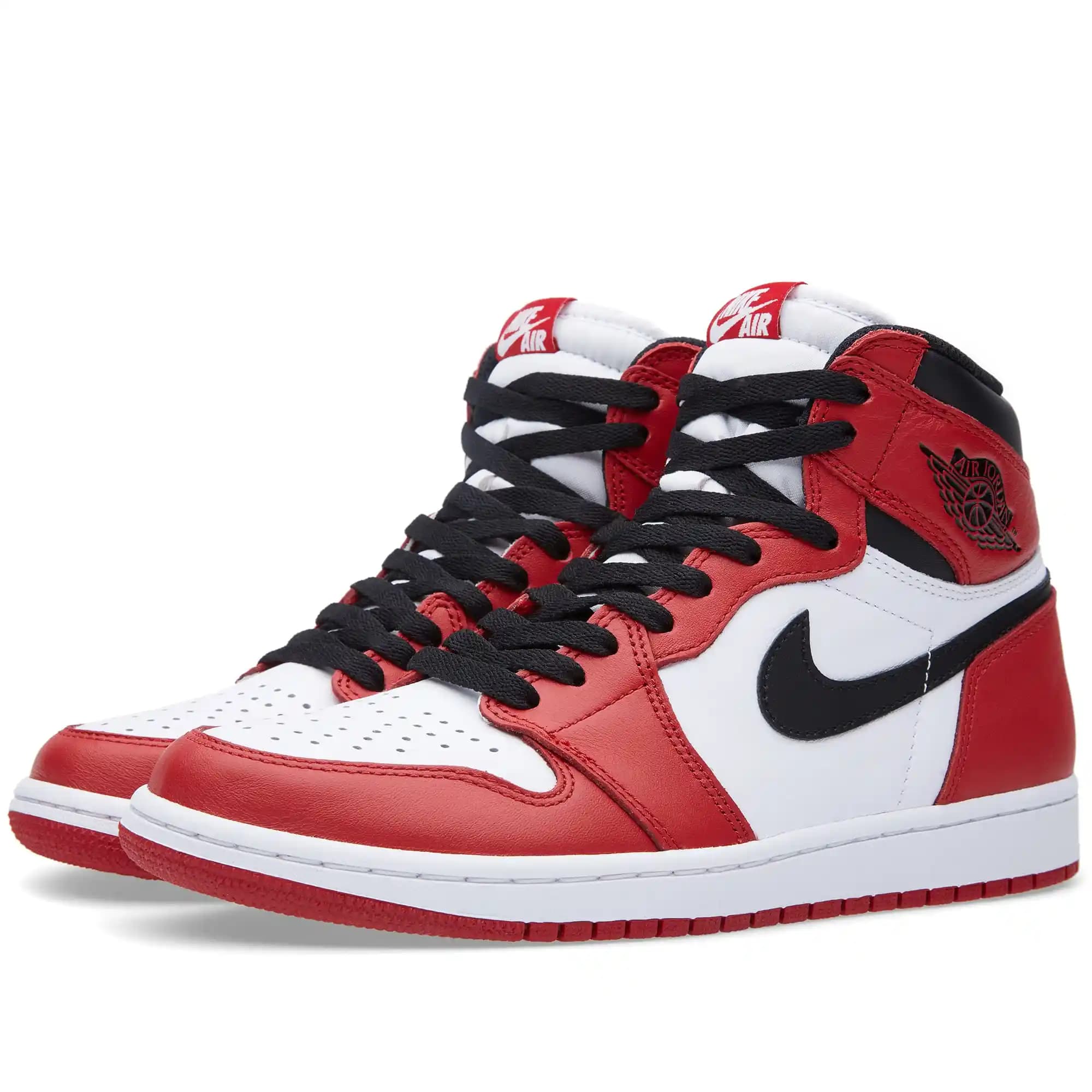 Air Jordan Retro 1: Modern Trendlerle Uyum Sağlayan Efsanevi Spor Ayakkabısı