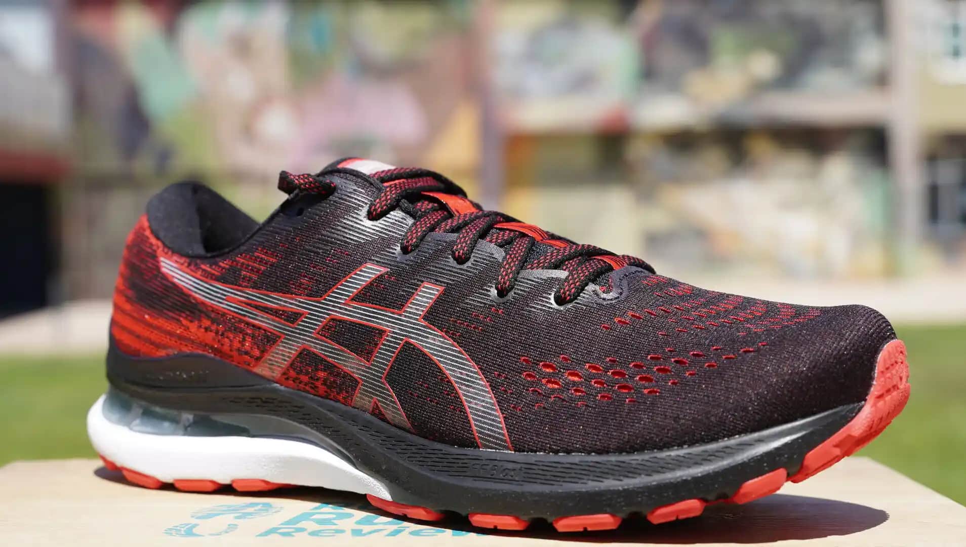 ASICS Gel-Kayano 28: Yüksek Performans ve Konfor Sunan Modern Spor Ayakkabısı