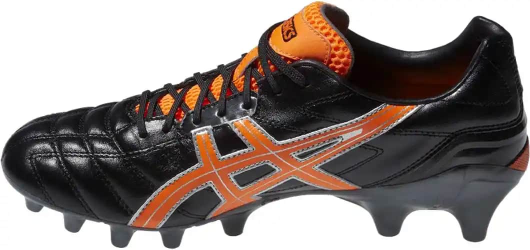 Asics Kramponlar: Spor Performansını Artıran Dayanıklı ve Yenilikçi Seçenekler