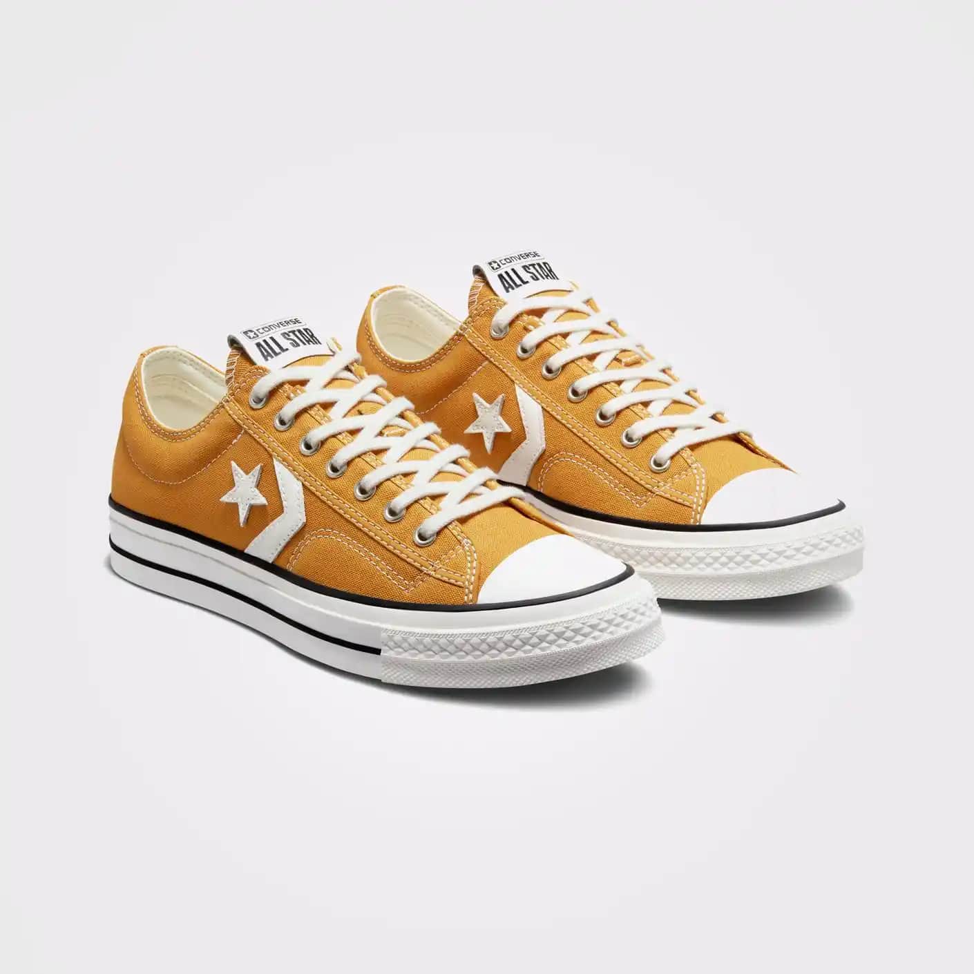 Ayakkabı ve Aksesuarlarında Yıldız Oyuncu: Kalite ve Stil Bir Arada