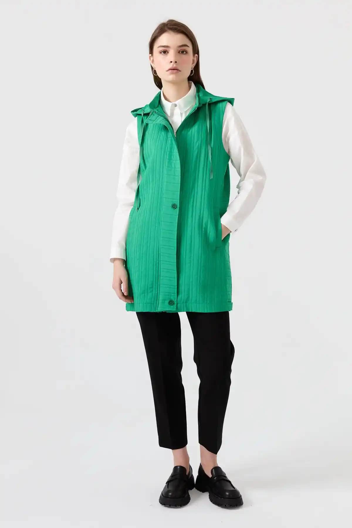 Benetton Yelekleri: Çok Yönlü Kullanım ve Şık Tasarımlarla Günlük Stiliniz