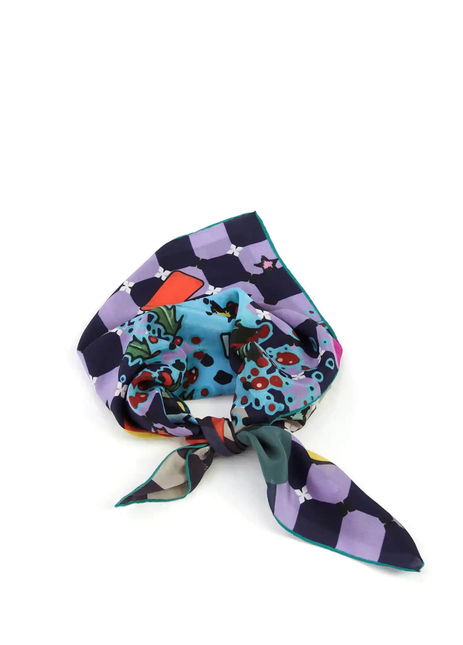 Beymen'de Fular ve Ayakkabı Aksesuarlarıyla Şıklığı Artırma Rehberi