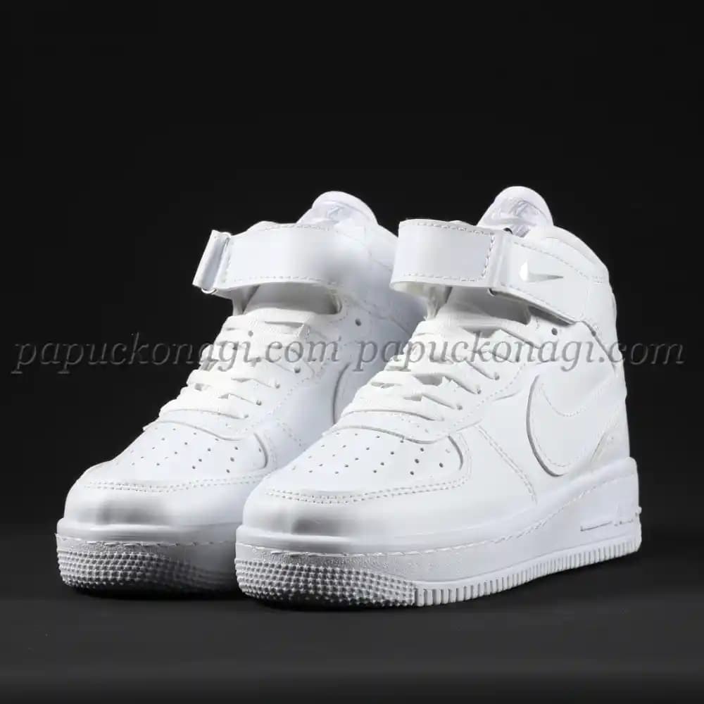 Bilekli Air Force Ayakkabıları ile Tarz ve Konforun Modern Buluşması