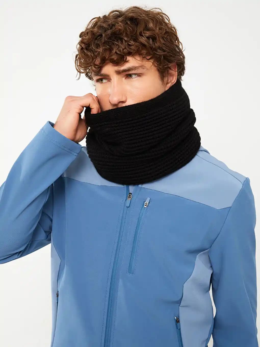 Boyunluk Seçimi ve Kullanım Alanları: Sağlık ve Moda Trendleri Analizi