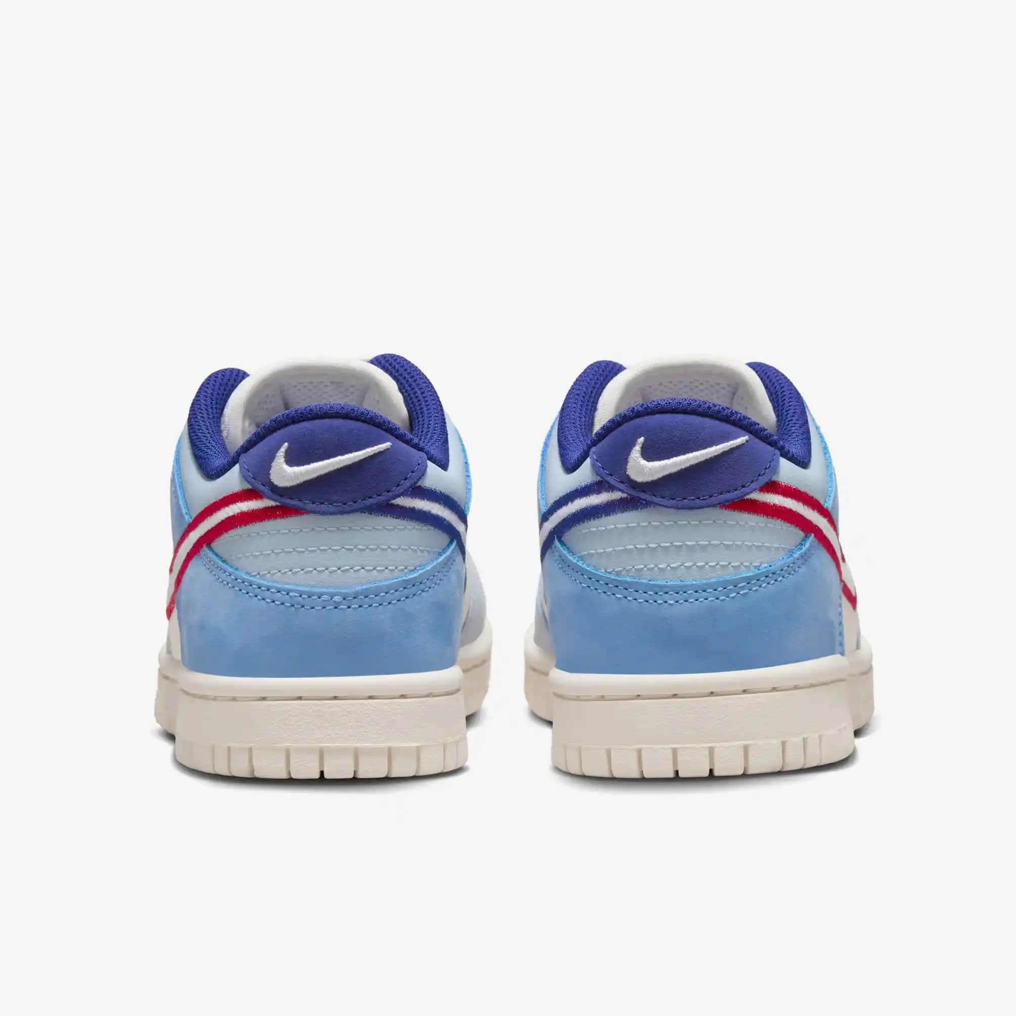 Çocuklar İçin Nike Dunk Low: Şık ve Dayanıklı Spor Ayakkabıları Seçenekleri