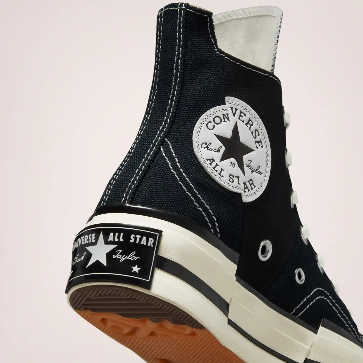 Converse Ayakkabı Satın Alma Rehberi: Modaya Uygun ve Güvenilir Seçenekler