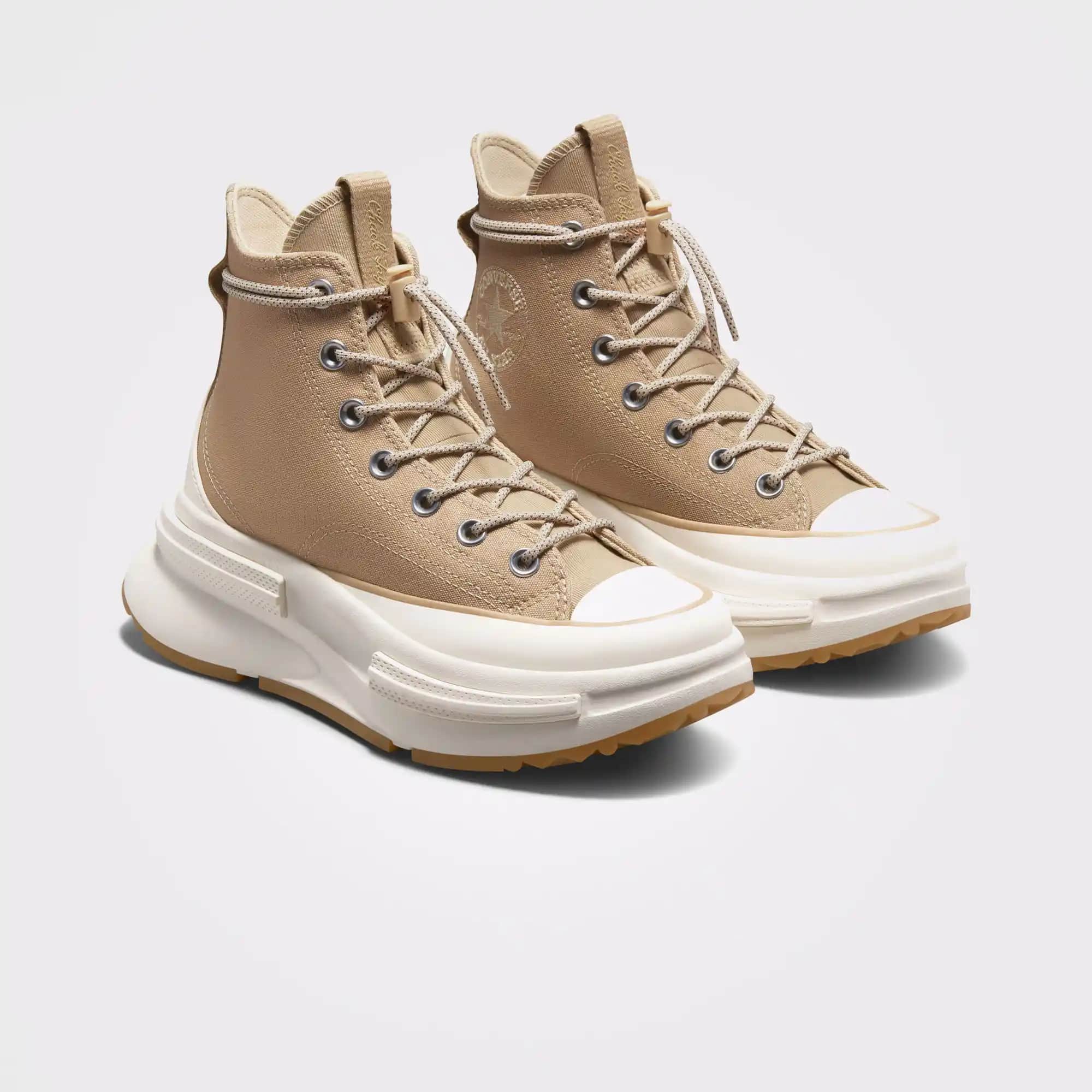 Converse Kadın Ayakkabıları: Renkli ve Şık Modellerle Günlük ve Özel Kullanım