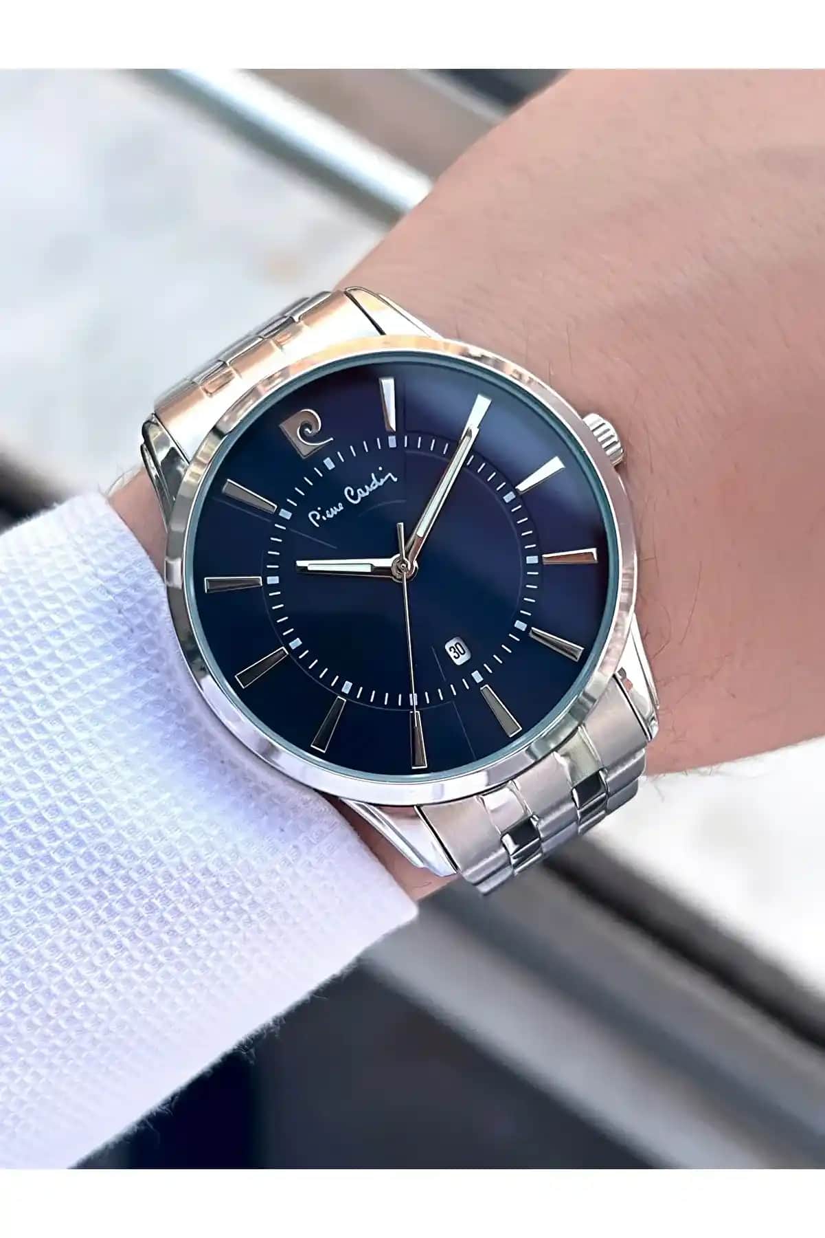 Damat Saati Seçimi: Düğünlerde Şıklık ve Zarafetin Anahtarı