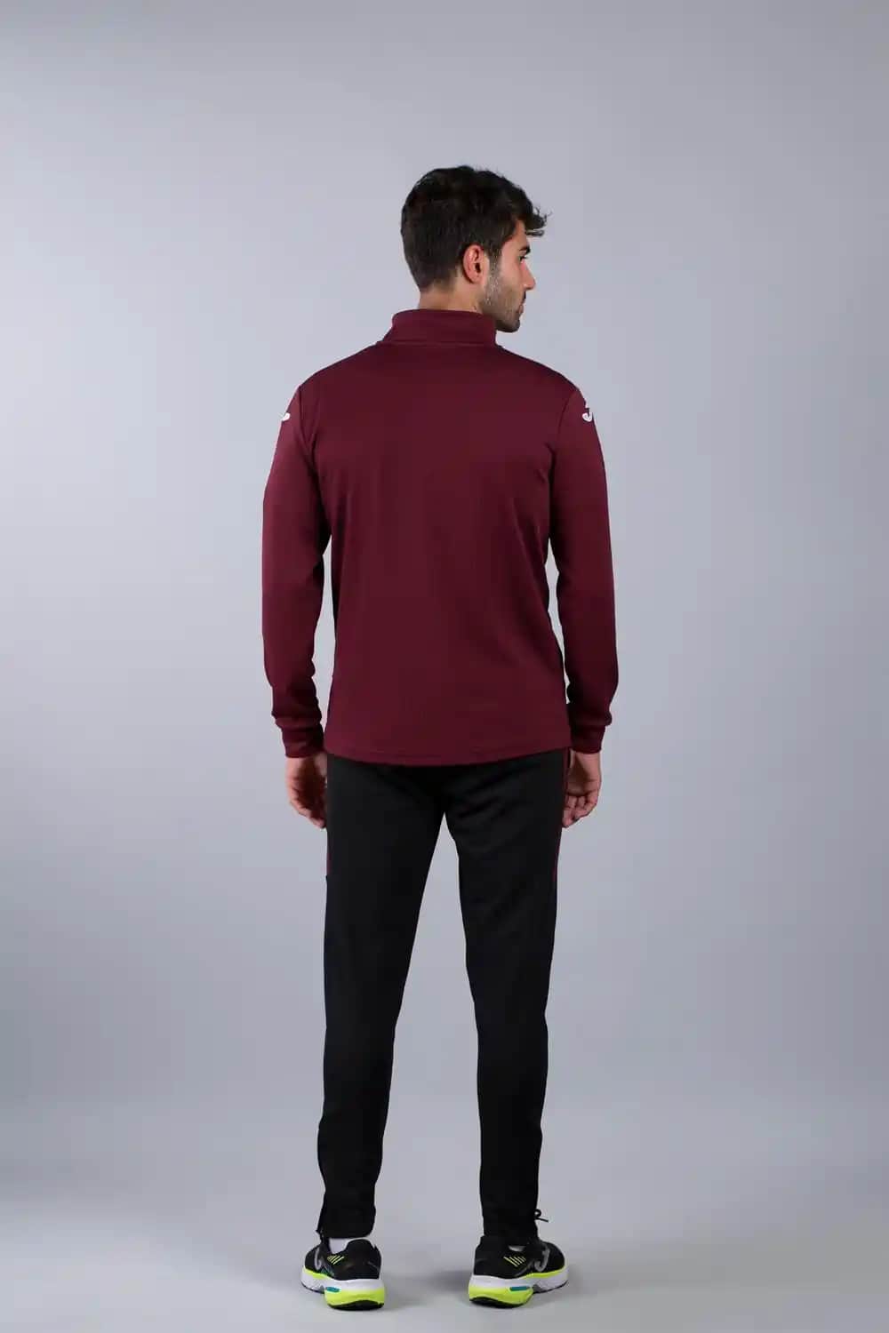 Eşofman Üstleri: Rahat ve Şık Günlük Giyim Seçenekleri ve Trendler