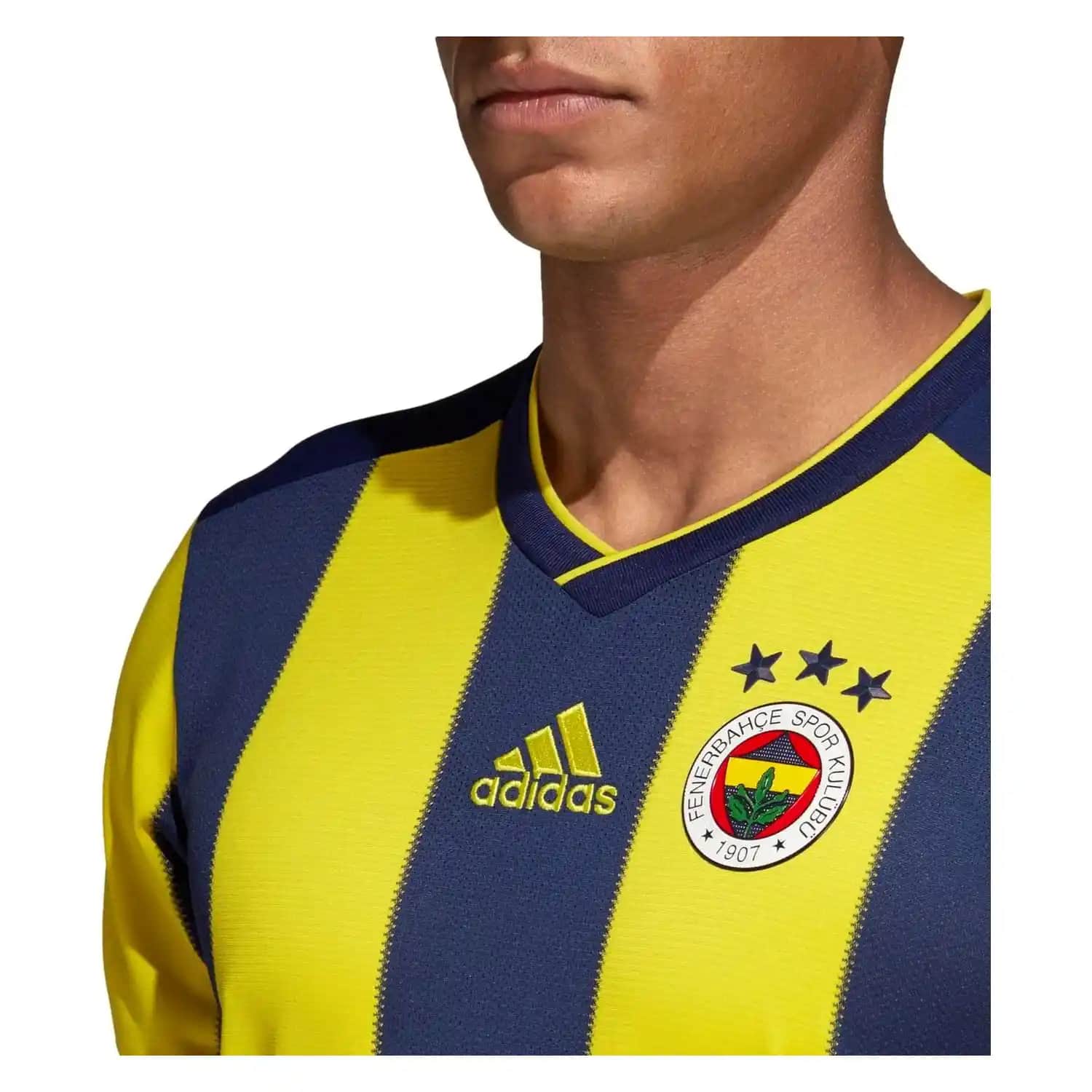 Fenerbahçe Çubuklu Forması: Tarihçe, Tasarım ve Satın Alma İpuçları