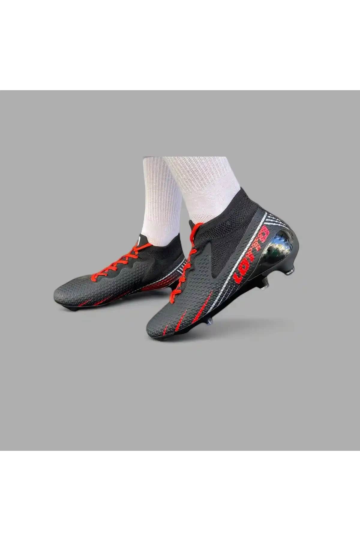 FG Tabanlar: Sert Zeminde Performans ve Dayanıklılık Sağlayan Spor Ayakkabıları