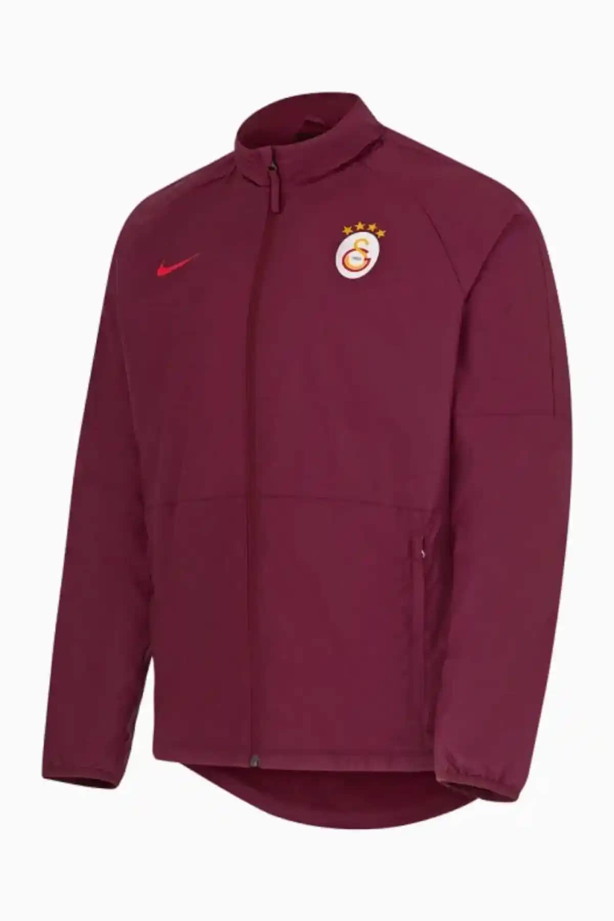 Galatasaray Nike Montları: Şık ve Fonksiyonel Spor Giyim Seçenekleri