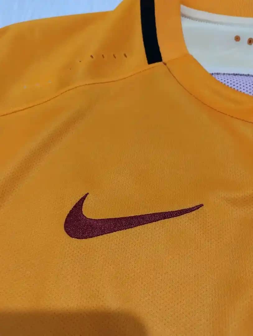 Galatasaray Vapor Forma: Modern Spor ve Moda Tutkunlarının Tercihi