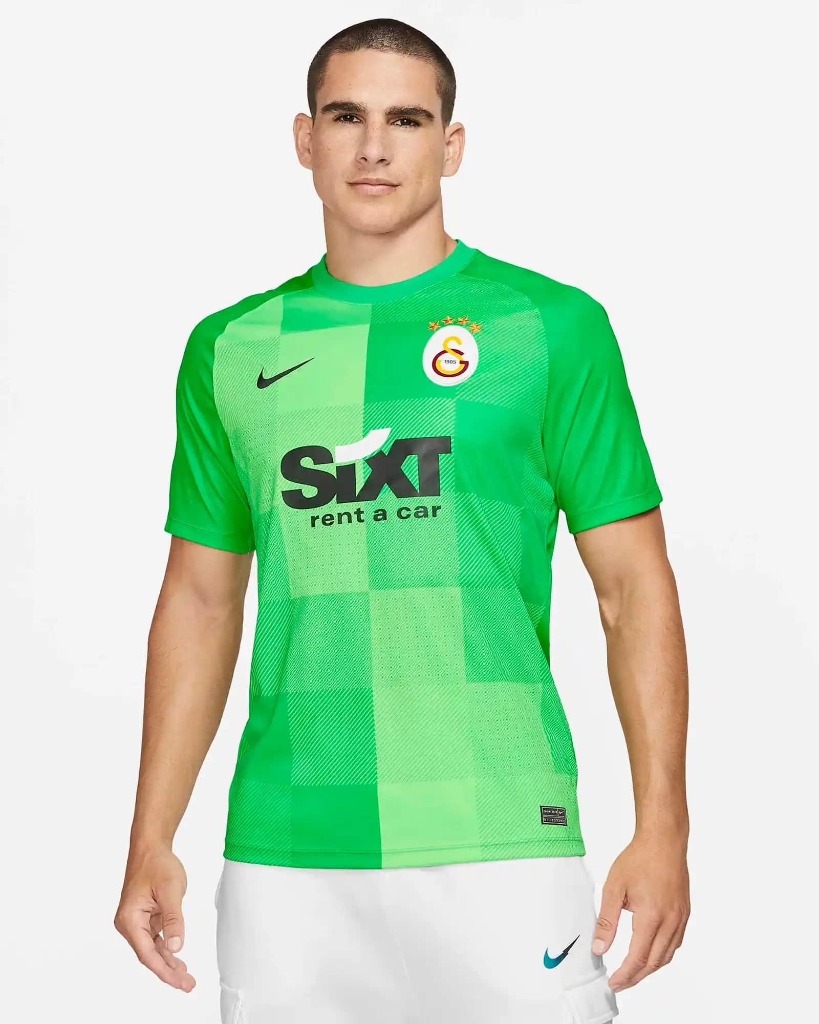 Galatasaray Yeşil Forması: Takım Tutkunlarının Modern ve Özgün Tercihi