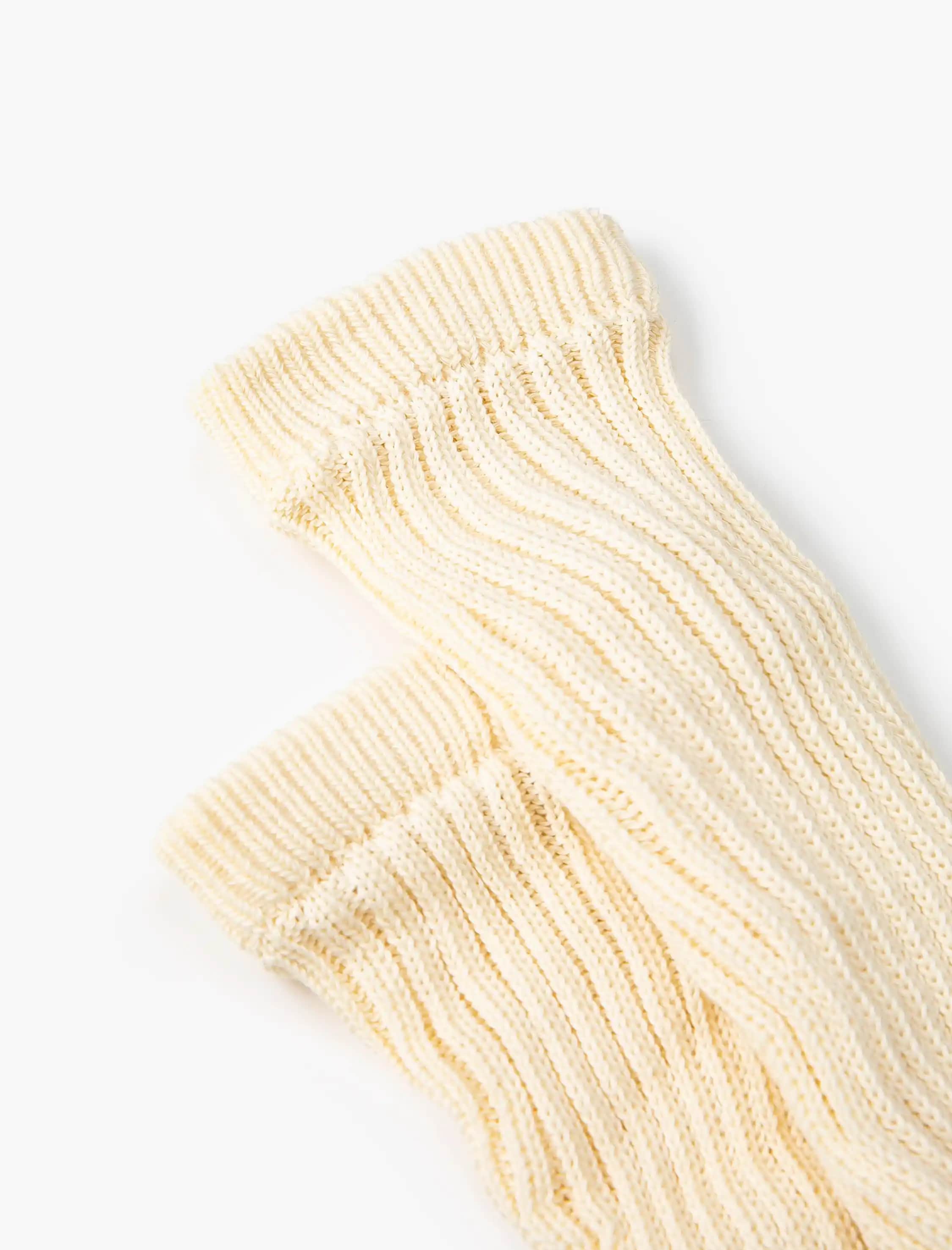 GS Tozluk Çorap: Ayak Sağlığını ve Konforunu Artıran Modern Aksesuarlar