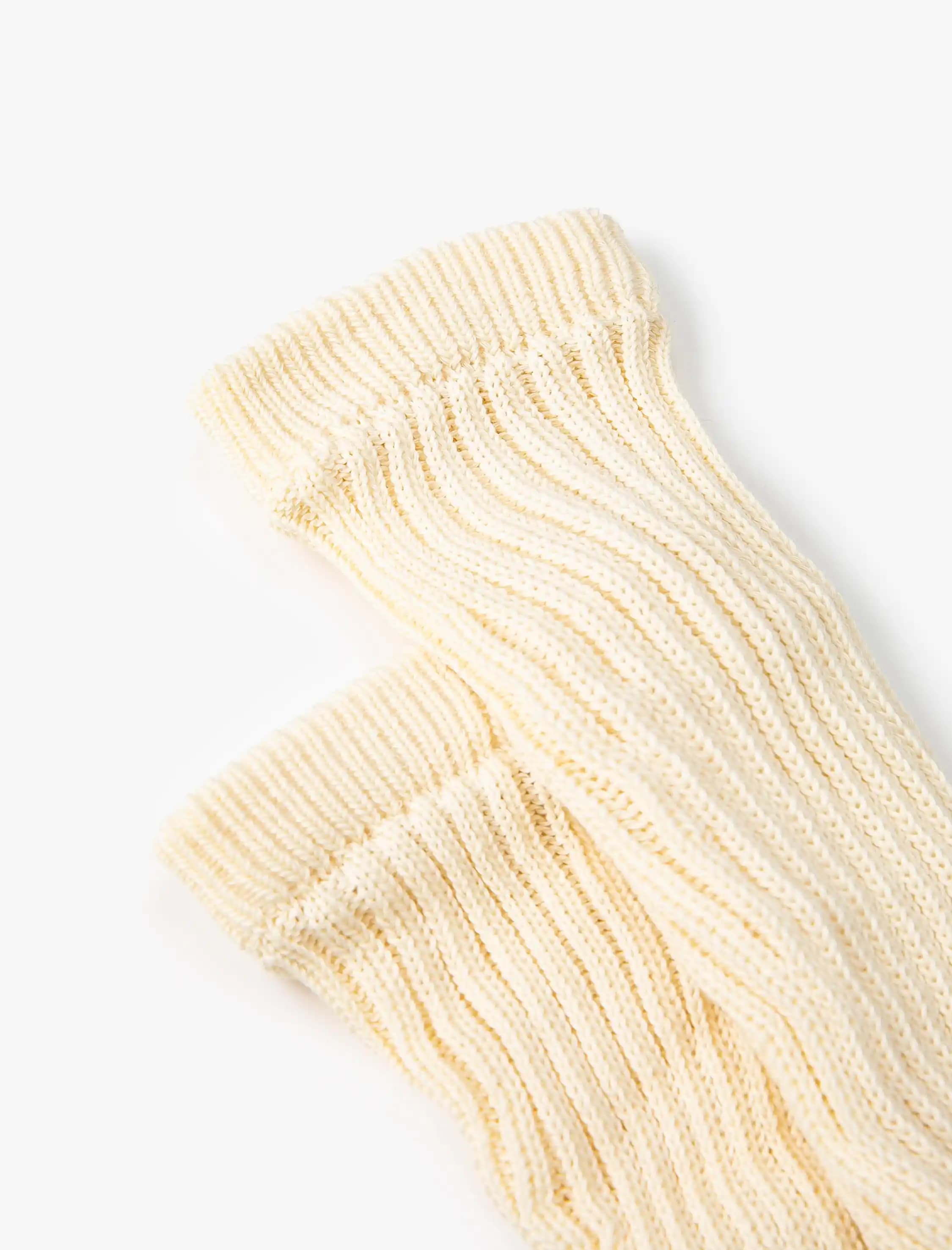 GS Tozluk Çorap: Ayak Sağlığını ve Konforunu Artıran Modern Aksesuarlar