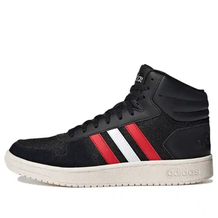 Hoops 2.0: Modern Tasarım ve Fonksiyonelliğin Birleştiği Yeni Nesil Ayakkabılar