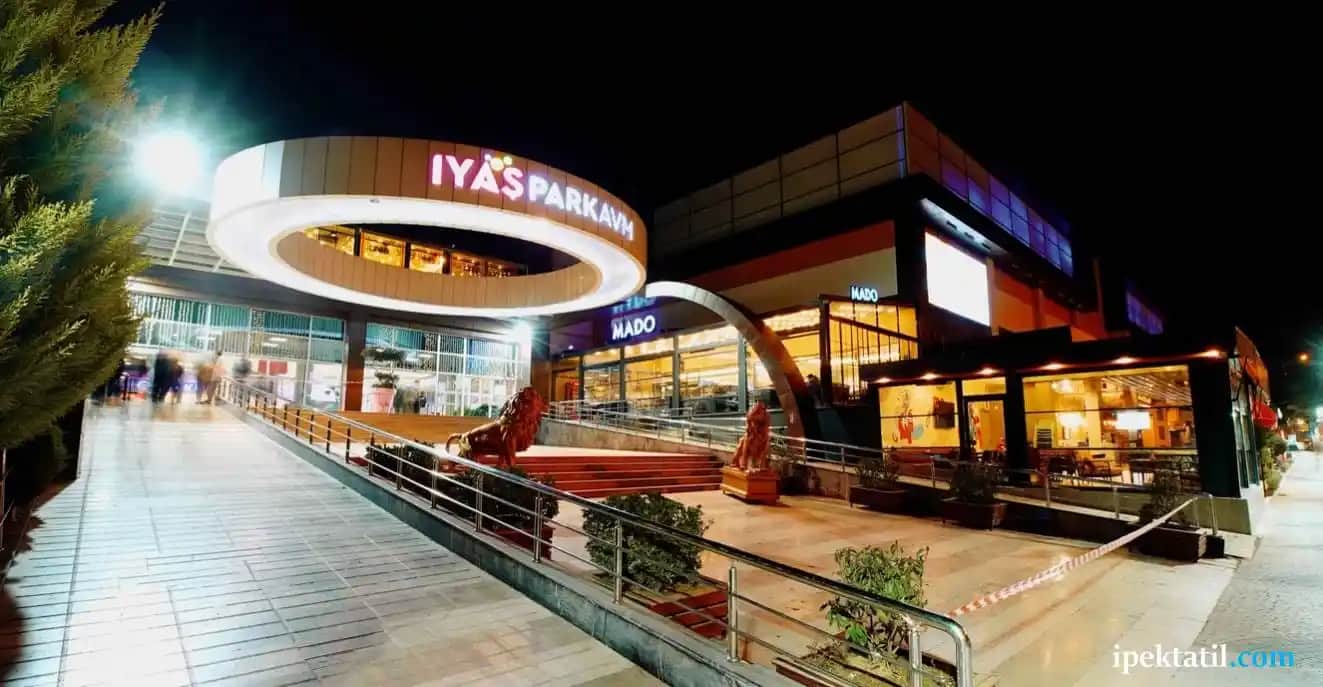 İyaş AVM İsparta'da Ayakkabı ve Aksesuar Trendleriyle Şıklık ve Konforu Yakalayın