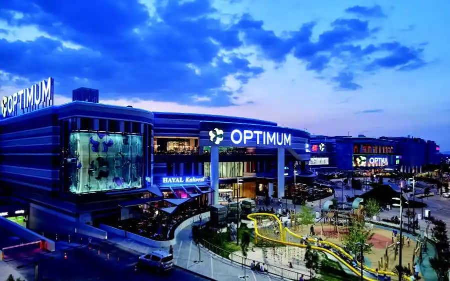 İzmir Optimum Alışveriş Merkezi ve Ayakkabı Dünyası: Moda ve Konforun Buluşma Noktası