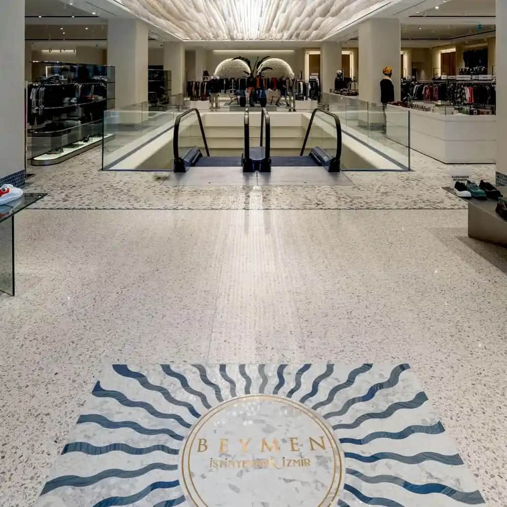 İzmir’deki Adidas Mağazaları ve Spor Ayakkabı Aksesuarları Hakkında Kapsamlı Rehber