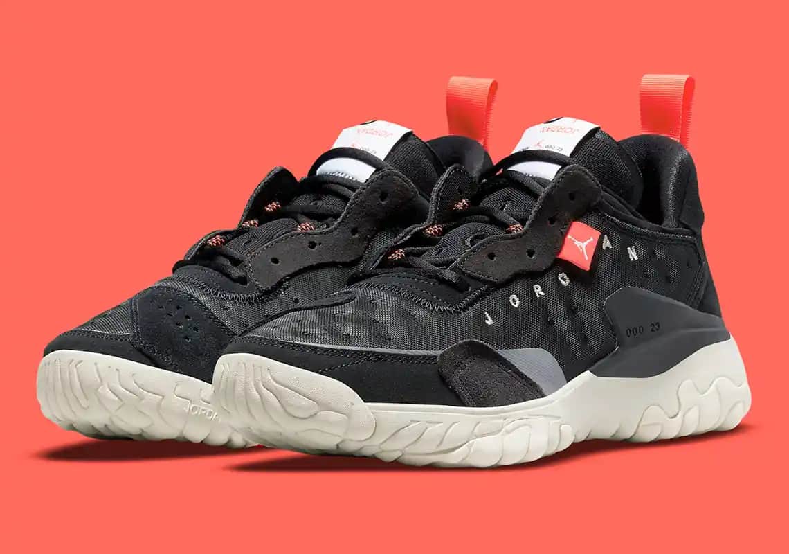 Jordan Delta Spor Ayakkabısı: Modern Tasarım ve Üstün Konforun Birleşimi