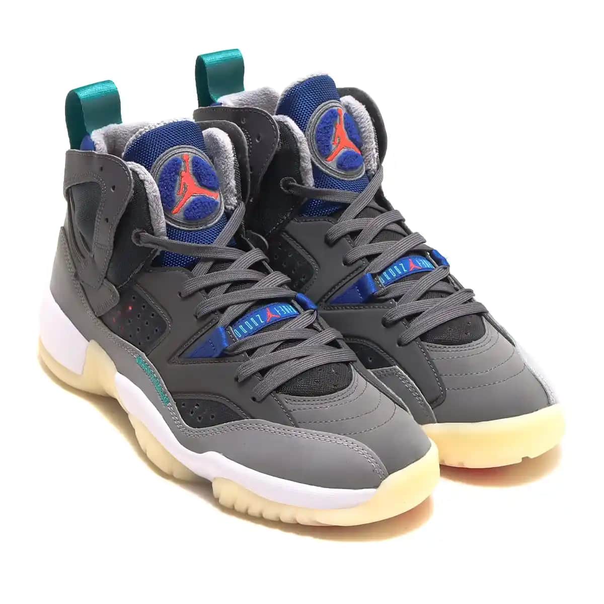 Jordan Jumpman Two Trey: Modern Tasarım ve Yüksek Performans Sunan Spor Ayakkabısı