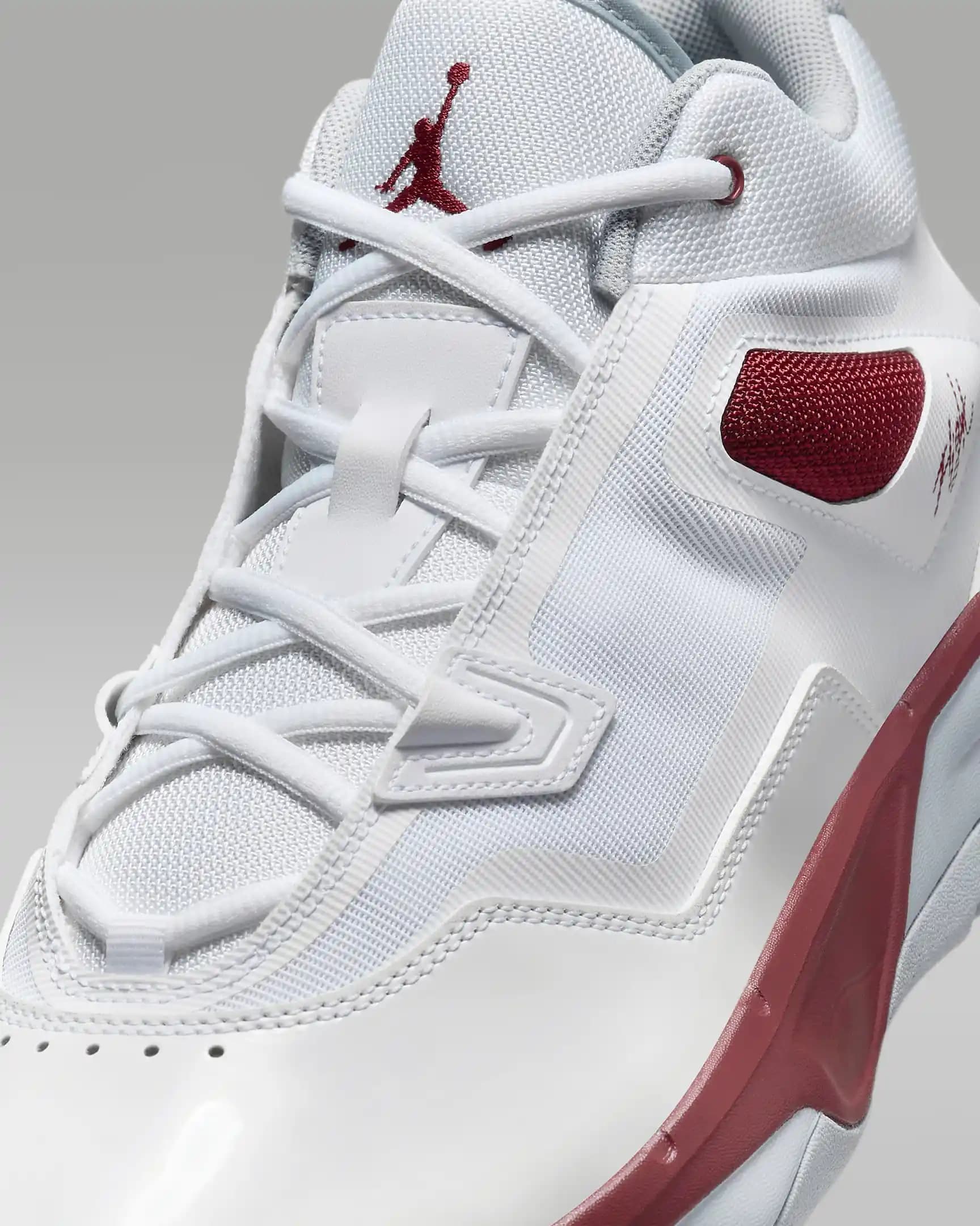 Jordan Stay Loyal 3 ile Marka Sadakatini Güçlendiren Yenilikçi Spor Ayakkabı