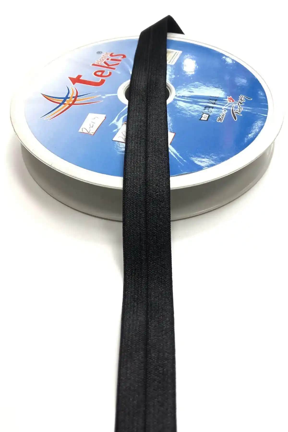 Lastikli Saç Bandı: Günlük Şıklık ve Rahatlık Sunan Çok Yönlü Aksesuar