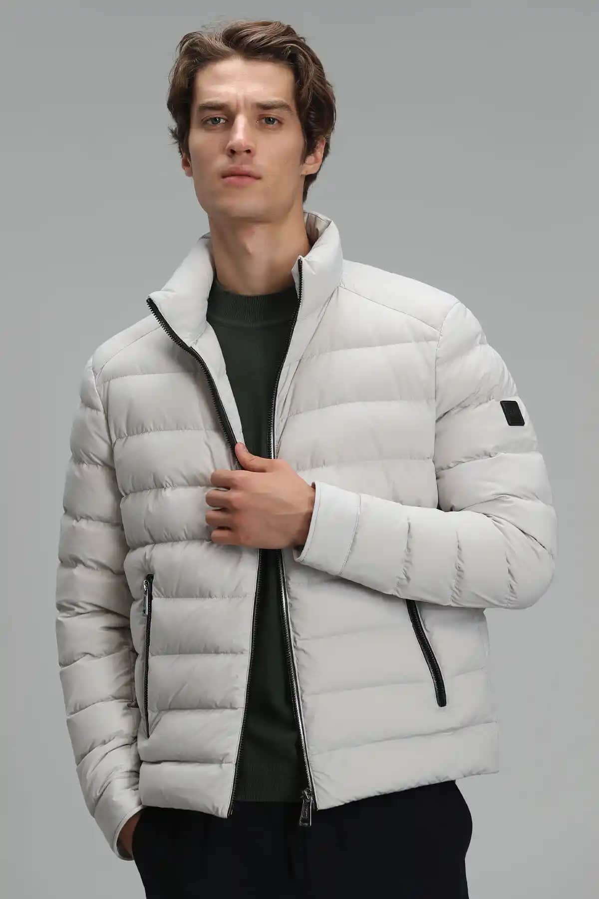 Lufian Tiger Kaz Tüyü Mont ile Kışta Şıklık ve Konforun Keyfini Çıkarın