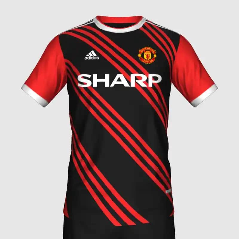 Manchester United Forma ve Ayakkabı Aksesuarlarıyla Spor Şıklığını Yakalayın