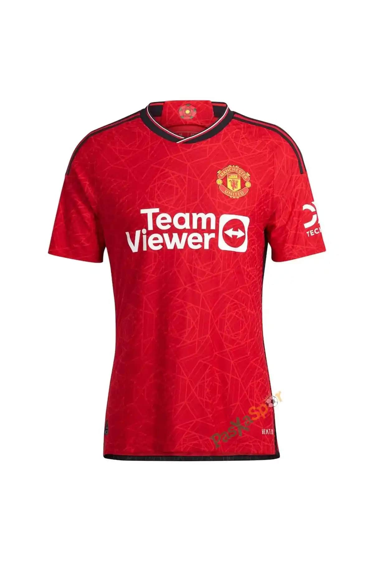 Manchester United Yeni Forma Seçenekleri ve Stil Uyumunu Artıran Kombinasyonlar