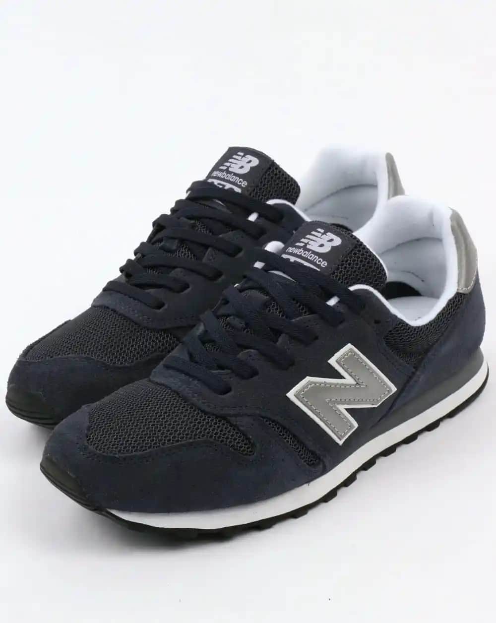 New Balance 373: Vintage Ruh ve Güncel Moda Trendlerini Yansıtan Ayakkabı Seçenekleri