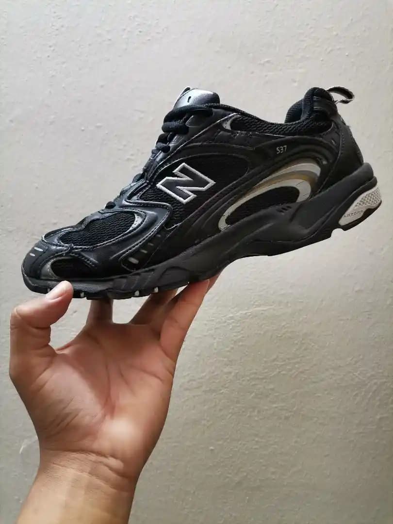 New Balance 537: Konfor ve Şıklığın Buluştuğu Günlük ve Spor Ayakkabı Seçenekleri