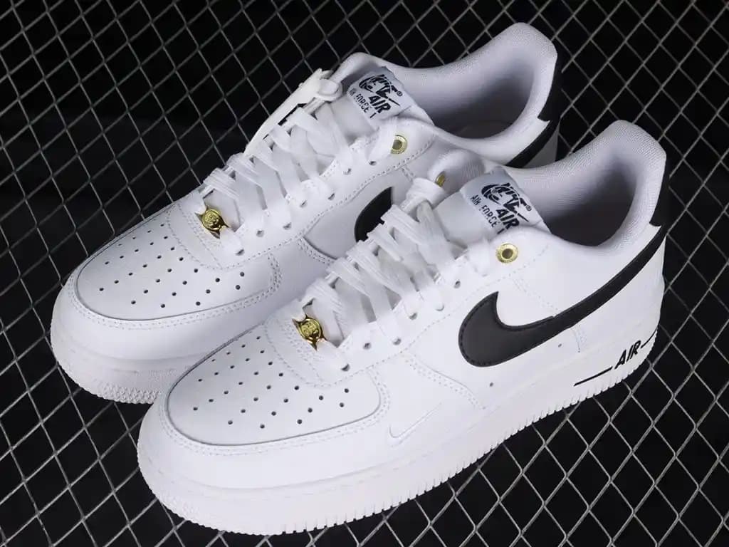 Nike Air Force 1 ’07 LV8: Klasik ve Modern Tasarımın Buluşması