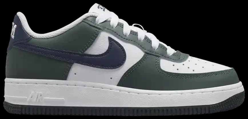 Nike Air Force 1 GS: Gençler İçin Şık ve Konforlu Spor Ayakkabı Seçenekleri