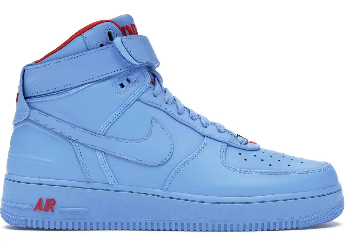 Nike Air Force 1 High: Stil ve Konforun Buluştuğu İkonik Spor Ayakkabı