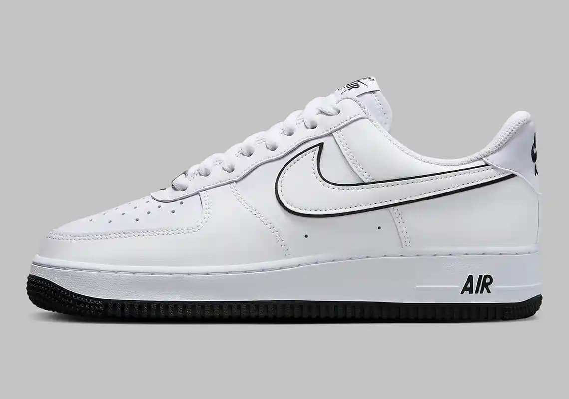 Nike Air Force 1 Low Beyaz ve Siyah: Klasik ve Modern Tasarımların En İyisi