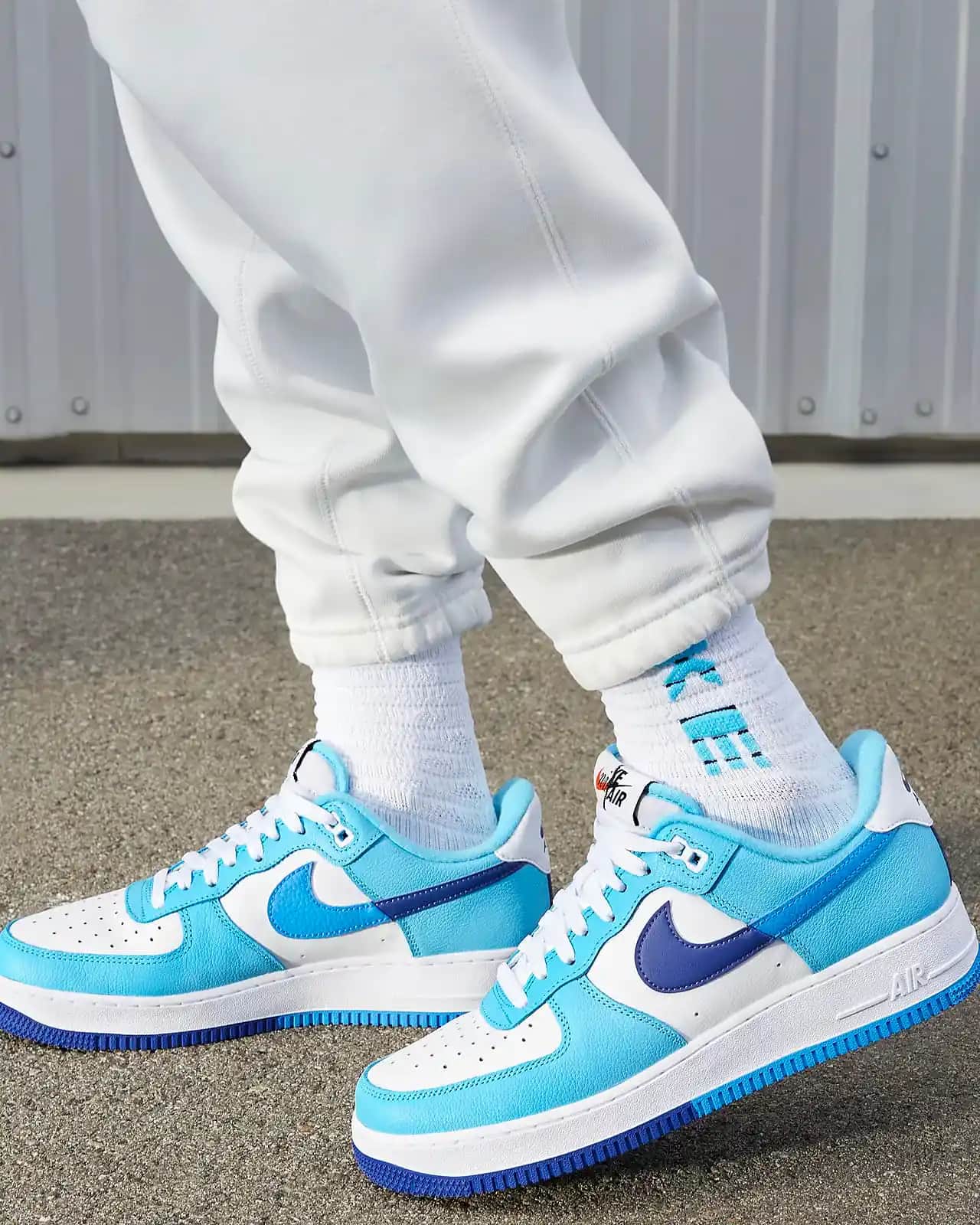Nike Air Force 1: Moda ve Konforun Buluştuğu Efsane Ayakkabı Analizi ve Güncel Trendler